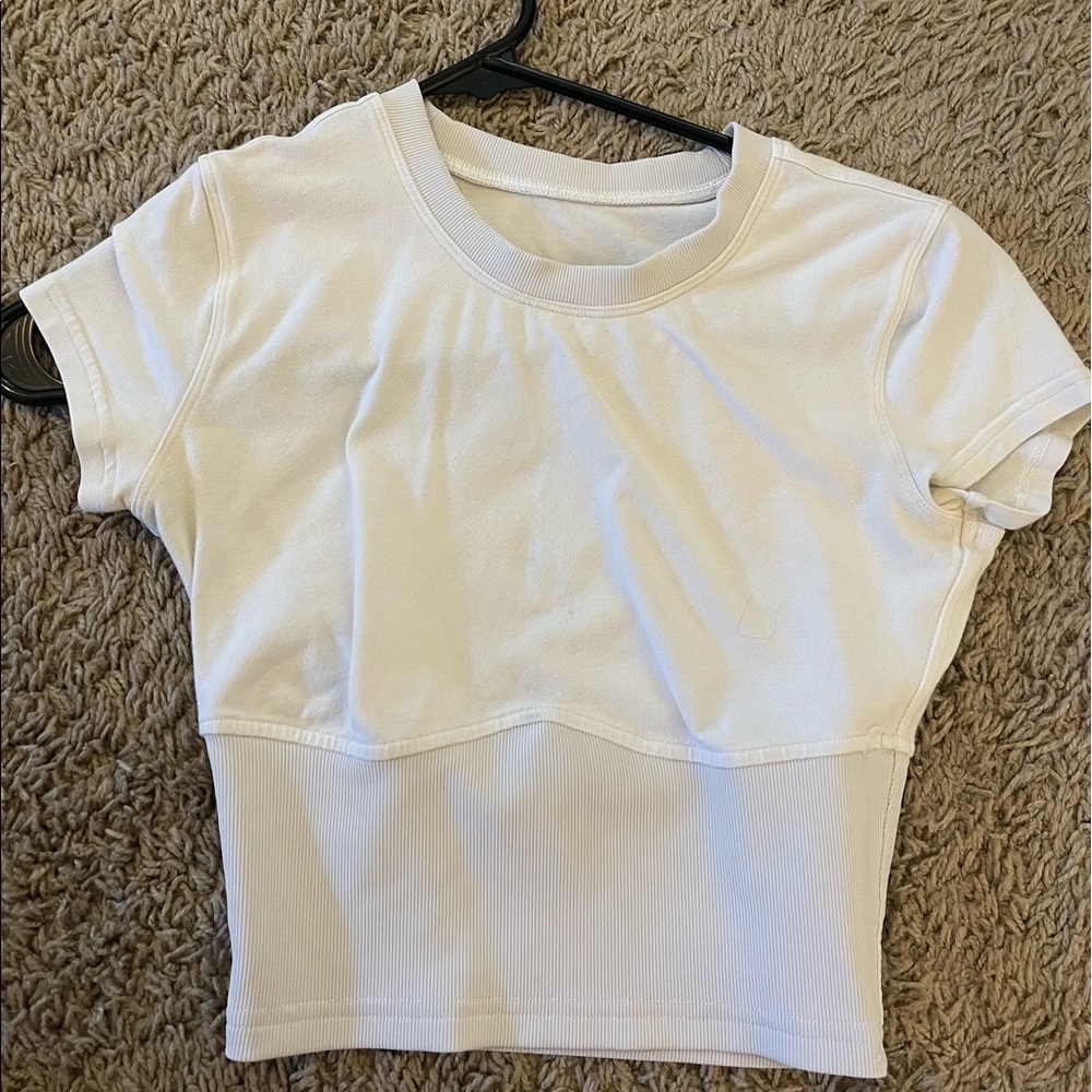lululemon crop top